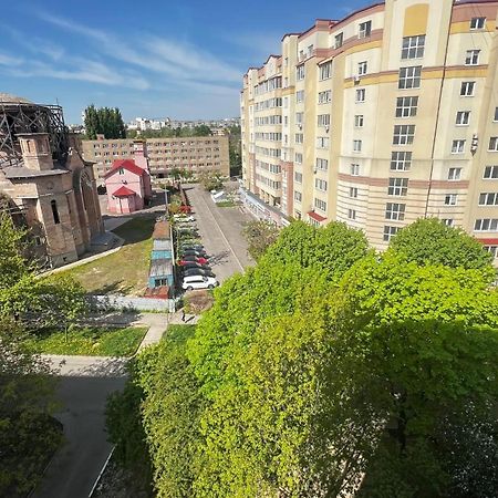 Apartment On Bukovinska Rivne Exterior photo
