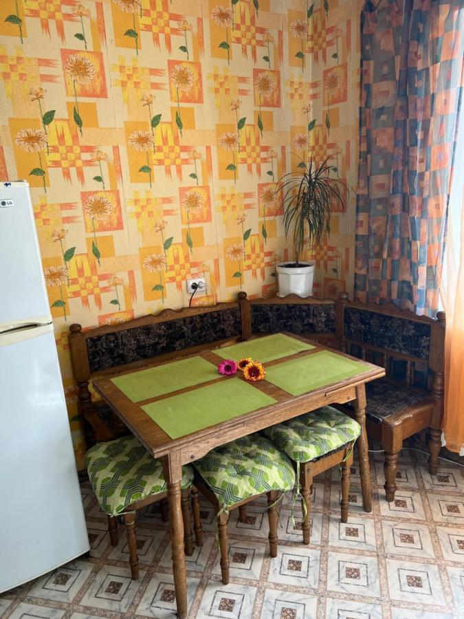 Apartment On Bukovinska Rivne Exterior photo